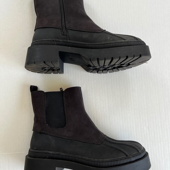 Ella Chelsea Sz 7.5 Duck Boots Universal Thread Black Slip On Side Shoes Zip - Picture 8 of 8